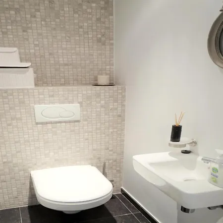 In With Ocean Views * ניופורט